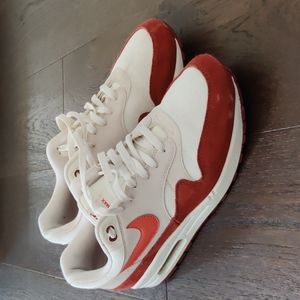Nike Air Max 1 "mars rock"